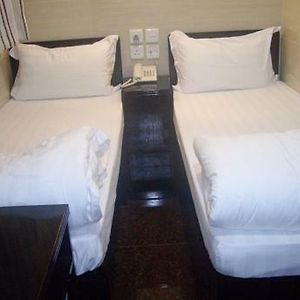 Twin Room Private Bathroom
